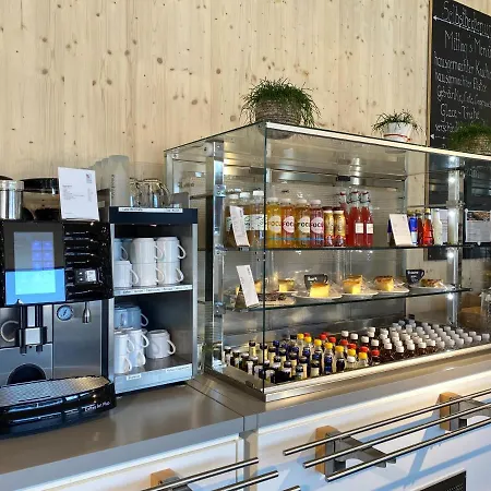 ホステル Nordic *